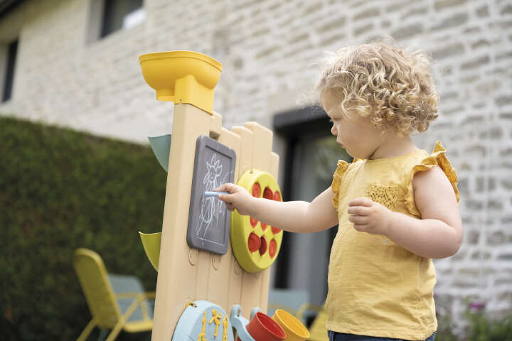 Smoby Activity Wall 6-in-1 Wasser- und Geschicklichkeitsspiele